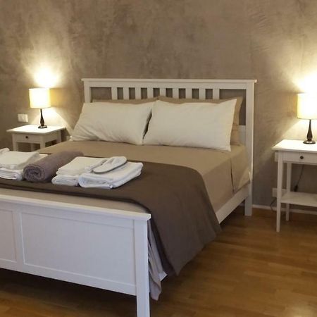 Residenza Leon Bed and Breakfast Castelnuovo del Garda Eksteriør billede