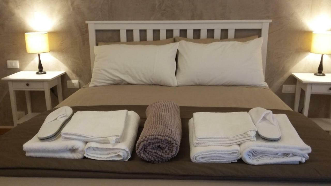 Residenza Leon Bed and Breakfast Castelnuovo del Garda Eksteriør billede