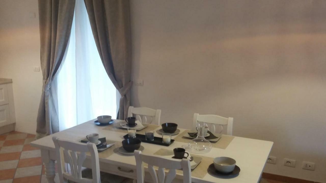 Residenza Leon Bed and Breakfast Castelnuovo del Garda Eksteriør billede